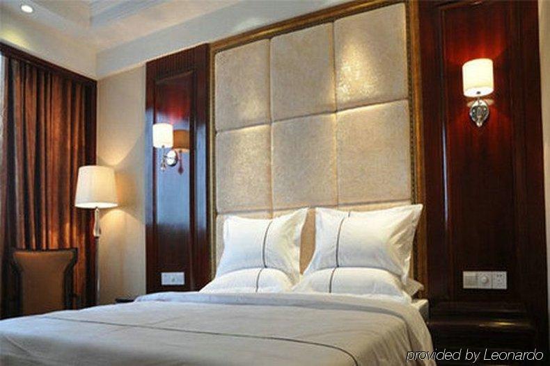 Borman Hotel Guangzhou Panyu Qiaonan Aoyuan Plaza Buitenkant foto